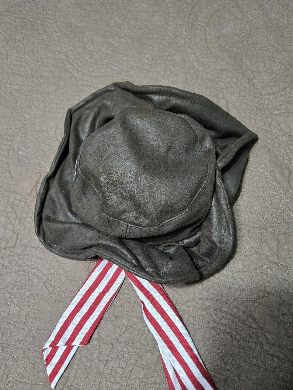 NEW Disney Pirates of the Caribbean hat, captain mickey, costume hat, Youth OS